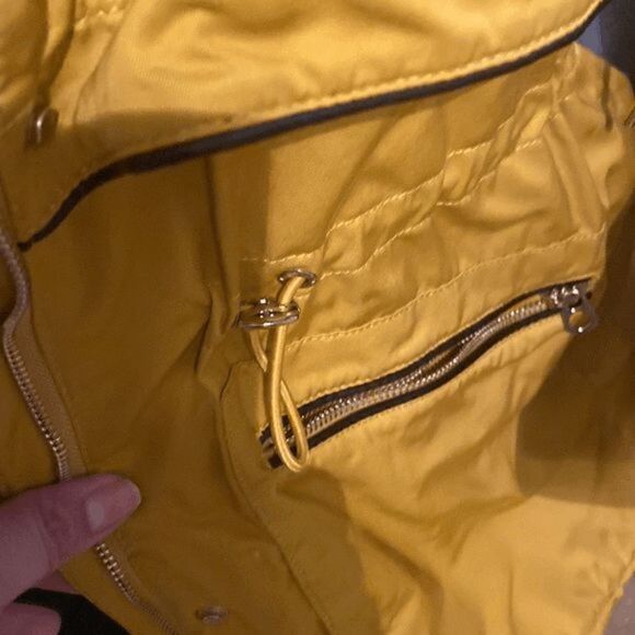 NWOT Zara Water Resistant Mustard Yellow Faux Fur Quilted Parka Jacket - Picture 4 of 10